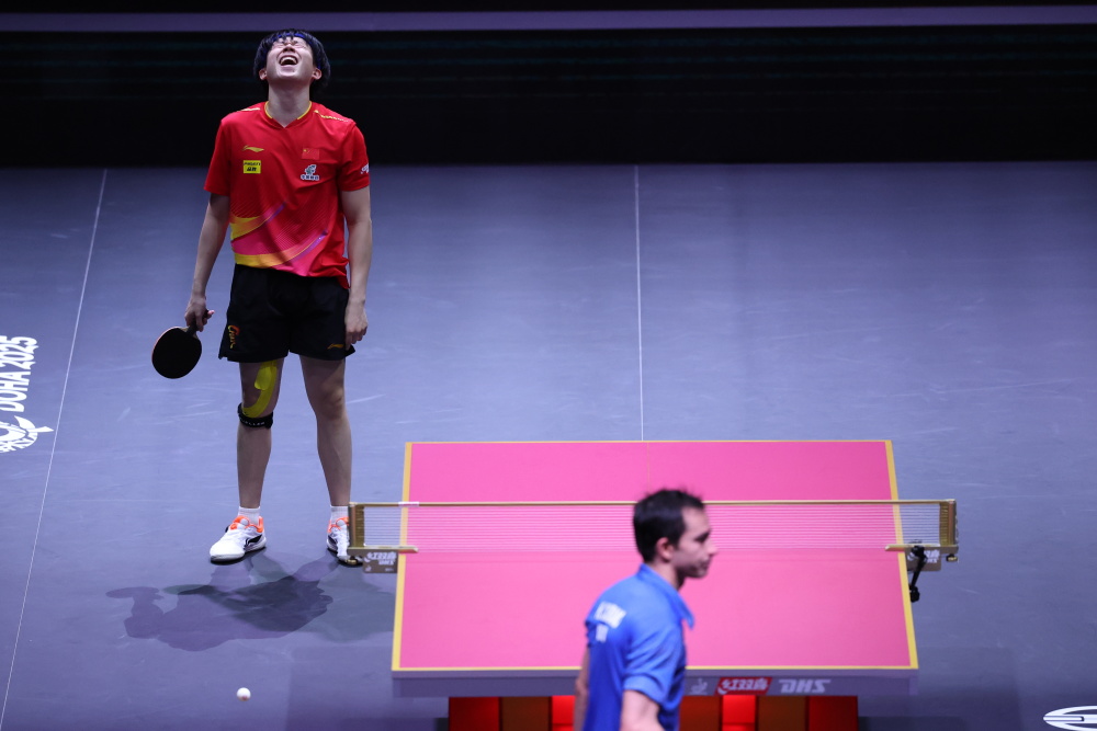 并探讨其对 并探讨其对