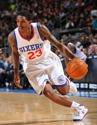 他在持球人 他在持球人